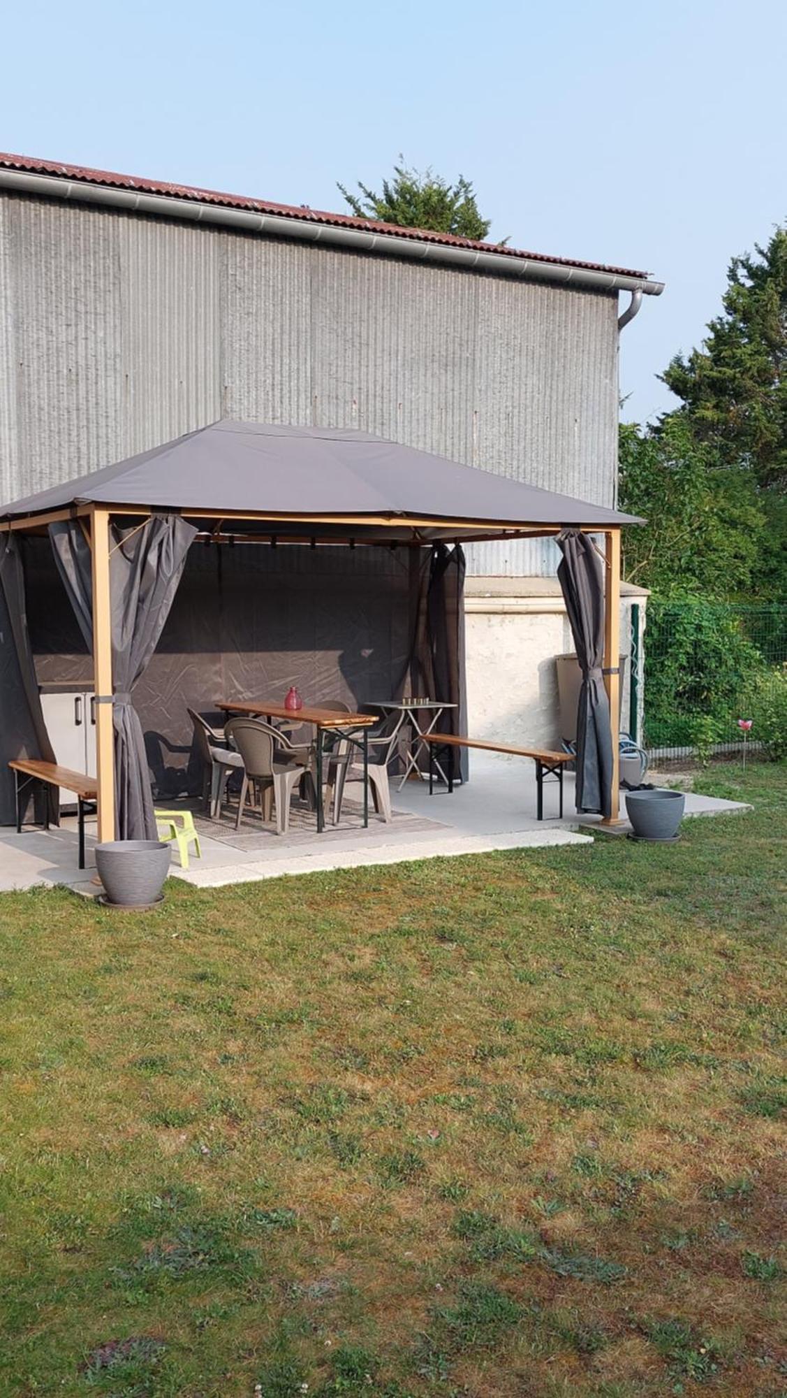 Gite Amanala Poitou Saint-Genest-d'Ambiere Exterior foto